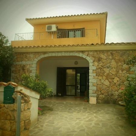 Appartement Residenza Li Fureddi à San Teodoro  Extérieur photo